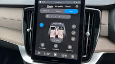 Volvo XC90 2.0 T8 PHEV Ultra Dark 5dr AWD Geartronic Estate